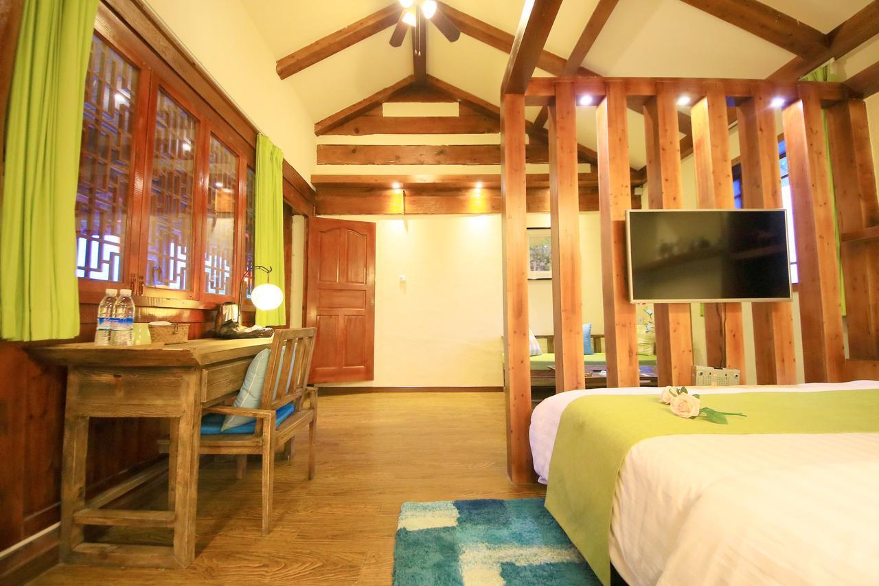 ליג'יאנג Peter Goullart Boutique Inn מראה חיצוני תמונה