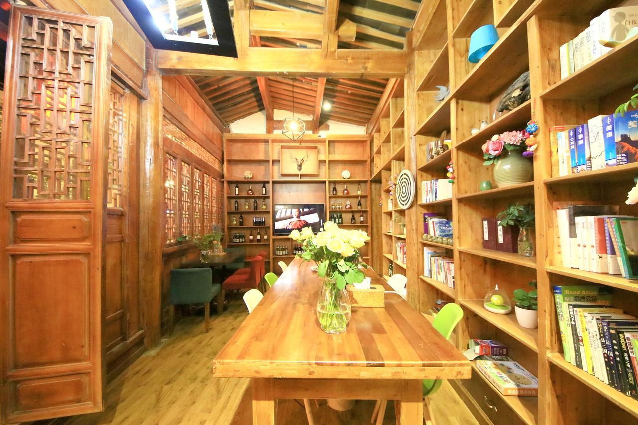 ליג'יאנג Peter Goullart Boutique Inn מראה חיצוני תמונה