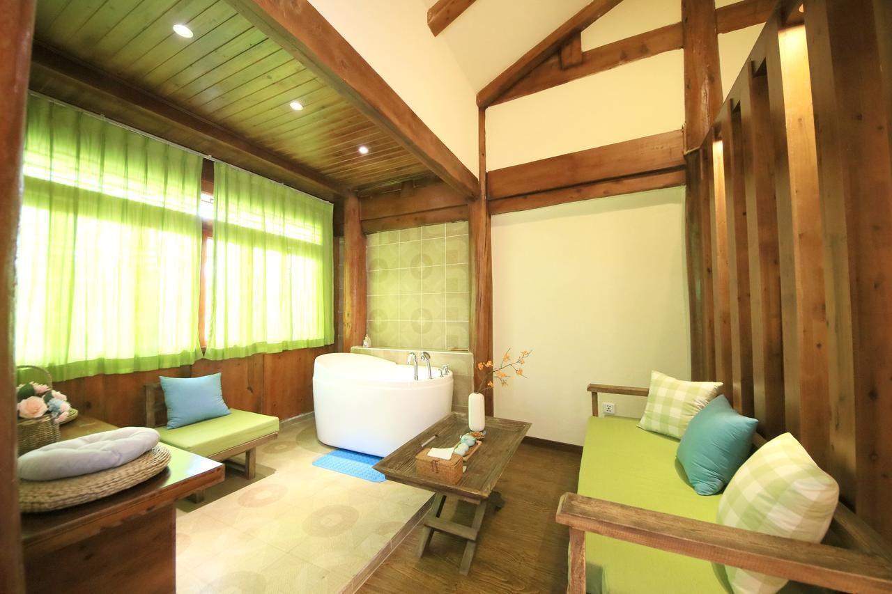 ליג'יאנג Peter Goullart Boutique Inn מראה חיצוני תמונה